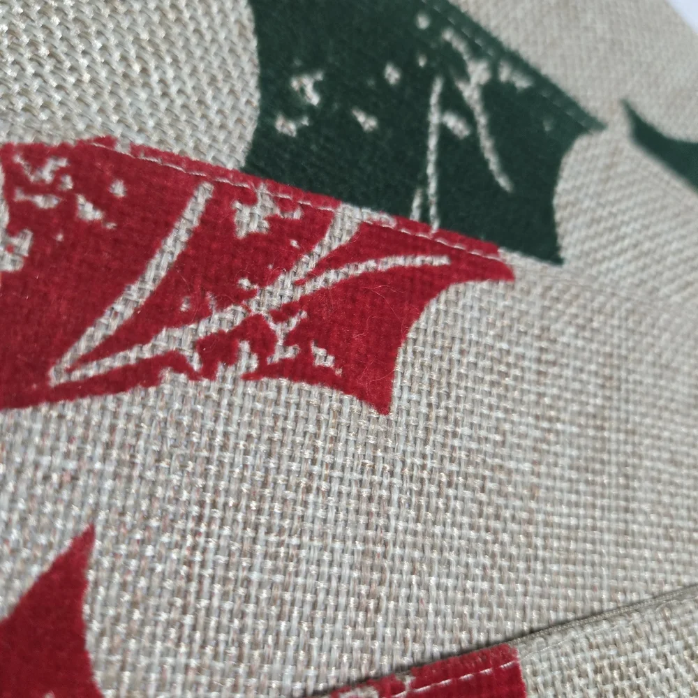 Dillard's Trimming Holly Leaf Placemats